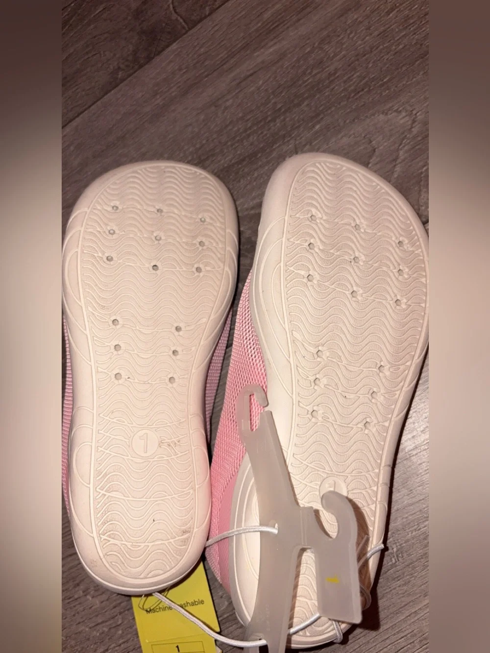 All In Motion Girls Size 1 Berkley Blush Pink Water Shoes New W Tags